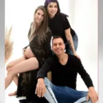 Keterlin (sentada), Letícia e Denis conseguiram o reconhecimento da união estável após 10 anos de relacionamento. (Foto: Arquivo Pessoal)