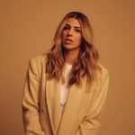 BROOKE LIGERTWOOD ESTREIA SEU SEGUNDO ÁLBUM “EIGHT”