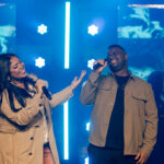 Para comemorar 20 anos de carreira, Gisele Nascimento lança releitura de "Minha Herança" com a participação do cantor Samuel Messias. Foto: Divulgação.