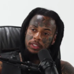 Ex-presidiário, compartilha sua jornada de conversão após encontro com Deus na prisão, inspirando outros a encontrar redenção e esperança. Foto: Reprodução/YouTube.