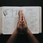 orar em nome de Jesus