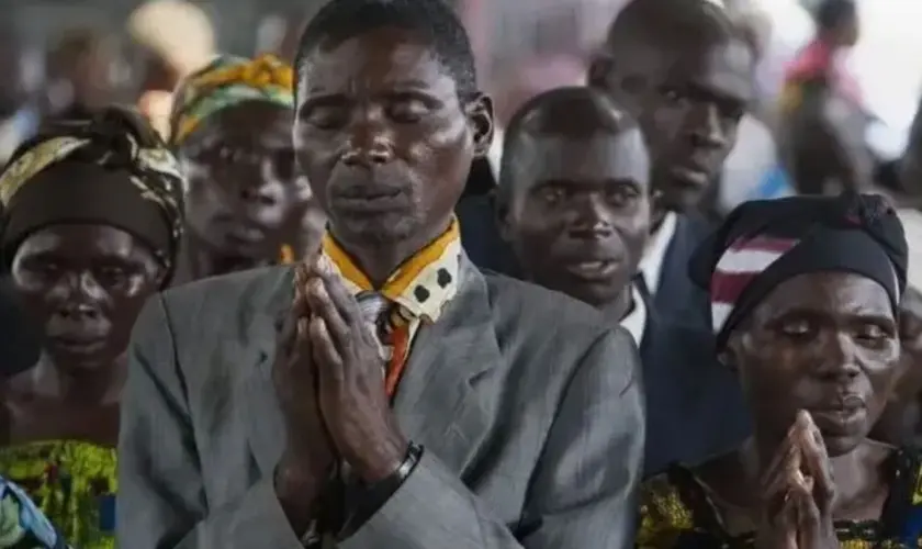 Após a trágica morte do casal missionário pelas mãos de gangues, novos líderes têm assumido o trabalho missionário no Haiti. Foto: Representativa/Portas Abertas.