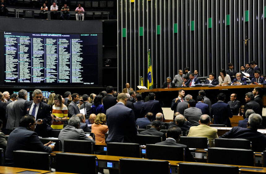 Câmara cria comissão especial para discutir a descriminalização das drogas após decisão do STF sobre o porte de maconha para uso pessoal. Foto: Ilustrativa/flickr.com