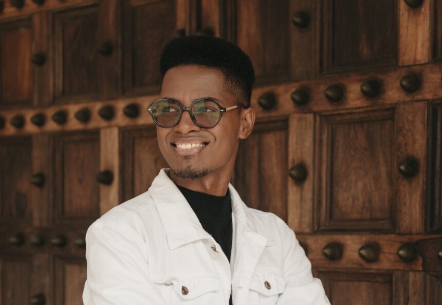 André Wilian emocionou o público ao lançar seu novo single, “Quem é Esse Rei?”, uma canção que exalta a majestade de Jesus Cristo. Foto: Divulgação.