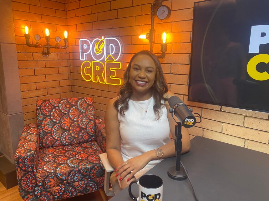 Uma das referências do ministério feminino no Brasil, a pastora e mentora Isa Reis, é convidada para um episódio do podcast PodCrê. Foto: Divulgação.