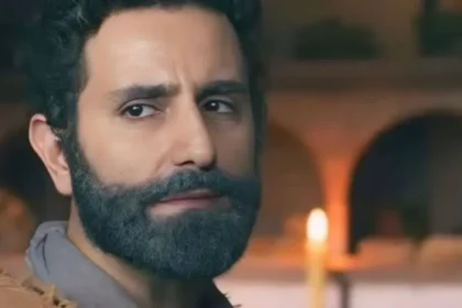 Ator de 'The Chosen' relata em livro como encontrou a fé em Cristo após viver depressão e ter uma experiência marcante com o Espírito Santo. Foto: Reprodução/Instagram/Nick Shakoour Appreciation Page