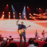 Samuel Messias lança o álbum ao vivo "Ainda Tem Promessa", com canções impactantes e mensagem profética de fé, renovo e fidelidade de Deus. Foto: Divulgação.