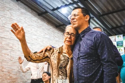 Ex-viciado em drogas, celebra 12 anos de libertação após oração da mãe e hoje anuncia o Evangelho como pregador e testemunho de fé. Foto: Dilson Gomes/Desafio Jovem