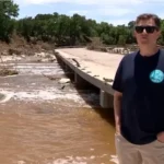 Pastor e família sobrevivem à enchente no Texas após rio subir repentinamente; tragédia deixou mortos e desaparecidos na região. Foto: Reprodução/KENS5