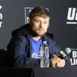 Lutador de UFC, Bryce Mitchell, fala sobre redenção em Cristo, arrependimento e a importância de seguir a Palavra de Deus, não o coração. Foto: Reprodução/YouTube/Cageside Press