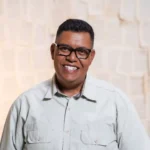 Após o sucesso do EP Equilíbrio Ao Vivo, Anderson Freire apresenta sua nova canção “Agora Tenho Vida”, lançada com um clipe emocionante. Foto: Divulgação.