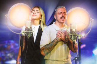 A banda OnYeshua lançou o single “Graça” pela Gold Music, destacando a confiança em Deus mesmo nas lutas e na dependência nEle. Foto: Divulgação.