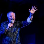 Um levantamento recente da Lifeway Research revelou que 47% dos pastores nos EUA exercem uma segunda ocupação além do ministério. Foto: Representativa/Unsplash.