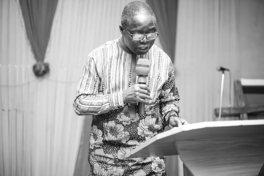 Reverendo Alphonsus Afina é liberto após meses em cativeiro na Nigéria, onde foi mantido por militantes do Boko Haram. Foto: Representativa/Unsplash.