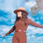 Carina Garay lança "Pra Sempre", versão gospel de "Tattoo Lover", sucesso conhecido no Brasil como "Daqui pra Sempre". Foto: Divulgação.