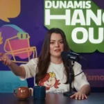 A cantora e líder do grupo Diante do Trono, Ana Paula Valadão, criticou o uso de técnicas de hipnose durante momentos de louvor em igrejas. Foto: Reprodução/YouTube/Dunamis Movement