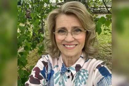 A deputada finlandesa Päivi Räsänen, ex-ministra do governo, volta ao centro de um processo judicial acusado por “discurso de ódio”. Foto: Reprodução/Facebook/Päivi Räsänen