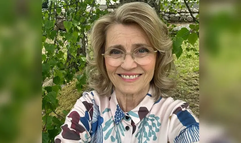 A deputada finlandesa Päivi Räsänen, ex-ministra do governo, volta ao centro de um processo judicial acusado por “discurso de ódio”. Foto: Reprodução/Facebook/Päivi Räsänen