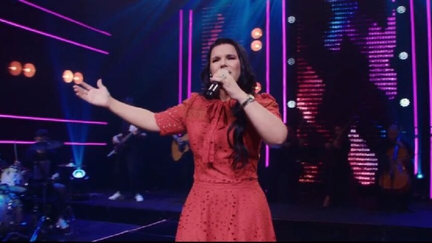 A cantora Eliane Fernandes apresenta sua nova música de trabalho pela Louvor Eterno, intitulada como ''No Controle''. Foto: Divulgação.