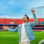 Gabriel Guedes, com mais de 4 milhões de ouvintes, lança o EP "O Amor Que Encontrei", explorando estilos como R&B, afrobeat e reggaeton. Foto: Divulgação.