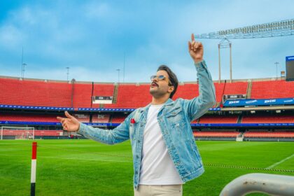 Gabriel Guedes, com mais de 4 milhões de ouvintes, lança o EP "O Amor Que Encontrei", explorando estilos como R&B, afrobeat e reggaeton. Foto: Divulgação.