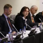 Um novo relatório alerta que os crimes de ódio e a perseguição contra cristãos e igrejas em toda a Europa estão sendo ignorados. Foto: OSCE/Piotr Dziubak