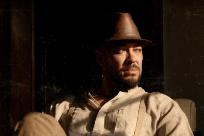 Ton Carfi lança "Cântico de Moisés", um manifesto autoral independente, que aborda negritude, liberdade em Cristo e a luta por justiça social. Foto: Divulgação.