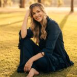 A cantora LUDI apresenta a canção “João 8:32”, escrita em parceria com Ana Tristão e o trio sueco ARISE, que também fez a produção musical. Foto: Divulgação.
