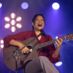 Fabiana Sinfrônio lança "Deus Já Está Lá", o single que convida a renovar a fé e confiar no cuidado de Deus. Foto: Divulgação.