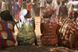 Homens armados sequestraram um total de 315 pessoas — sendo 303 estudantes e 12 professores — em um ataque a escola católica na Nigéria. Foto: Portas Abertas.
