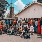 Missão no Quênia: Pastores brasileiros capacitam líderes locais e distribuem comidas e cestas básicas em aldeias. Foto: Divulgação.