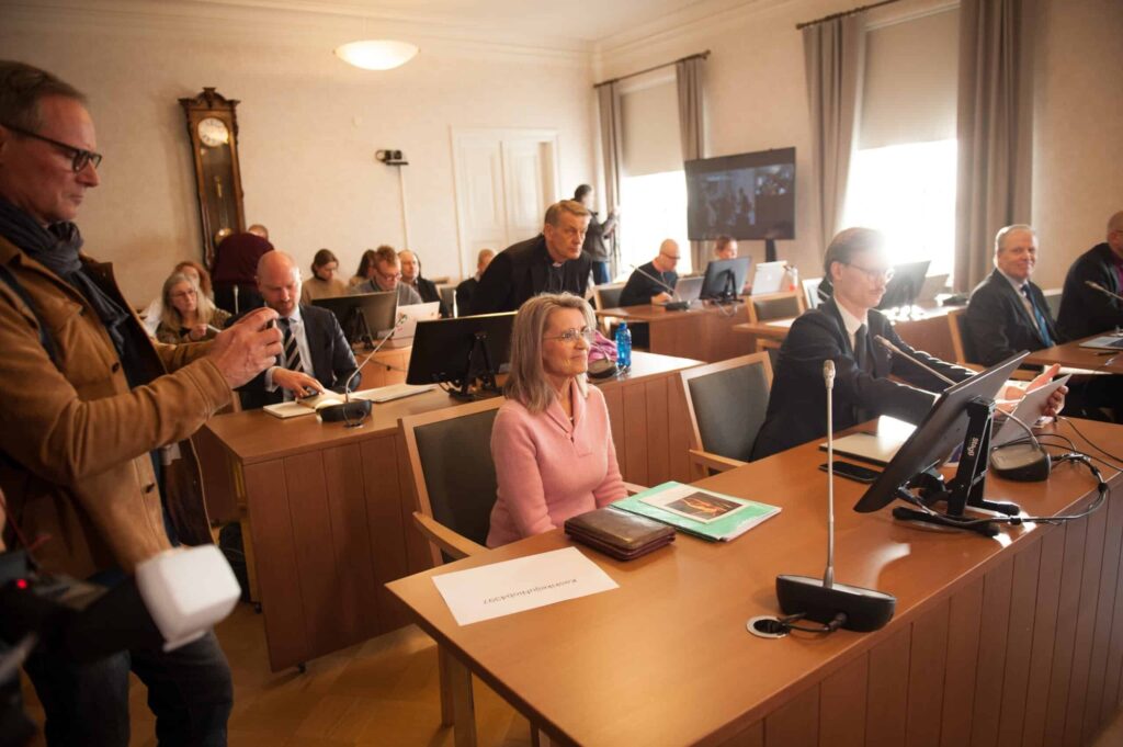 Parlamentar cristã acusada de ‘discurso de ódio’ é julgada na Finlândia