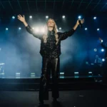 Marine Friesen celebrou recentemente o lançamento de "Faz Chover de Novo", um single autoral que inicia seu novo projeto gravado ao vivo. Foto: Divulgação.