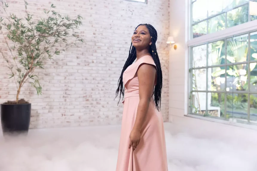 A cantora Thalita Roberta apresentou seu mais novo single, "Eu Sou", uma canção que celebra temas de identidade, fé e entrega total a Deus. Foto: Divulgação.