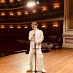 O cantor e compositor Gleydson Leandro apresenta ao público “Tua Graça”, seu novo single autoral gospel/worship. Foto: Divulgação.