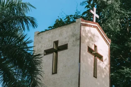 Pastor denuncia ataques e intolerância religiosa promovidos por extremistas na Índia contra igrejas locais. Foto: Reprodução/Global Christian Relief