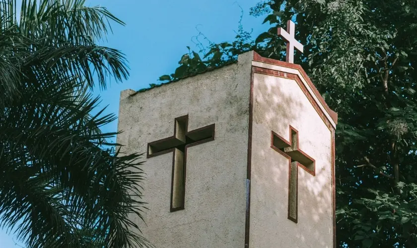 Pastor denuncia ataques e intolerância religiosa promovidos por extremistas na Índia contra igrejas locais. Foto: Reprodução/Global Christian Relief