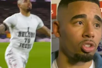 Gabriel Jesus demonstra fé com camisa após marcar em vitória que garante liderança do Arsenal na Premier League. Foto: Reprodução: Instagram/Arsenal/Ballers In God