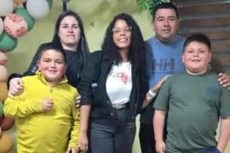 Mãe entrega sua vida a Cristo no Chile ao compreender, pelos filhos de 8 anos, o real sentido do sacrifício de Jesus. Foto: Reprodução/Junta de Missões Mundiais