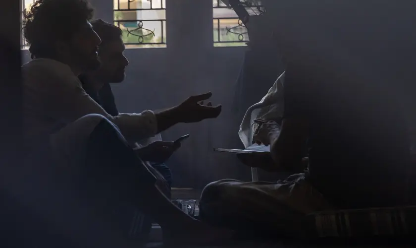 Cresce a perseguição no Iêmen: mais de 90 cristãos foram presos ou sequestrados por rebeldes em janeiro de 2026. Foto: Representativa/ Portas Abertas.