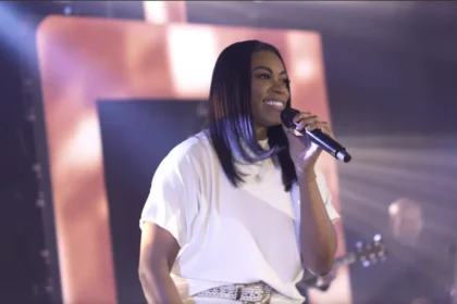 Elaine Martins lança "Cartas Vivas", single reflexivo sobre o testemunho cristão com participação do Coral Fé Maior. Foto: Divulgação.