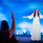 Dando continuidade ao sucesso do projeto A Voz, a cantora Jozyanne lançou sua nova música de trabalho: “Princípio e Fim”. Foto: Divulgação.