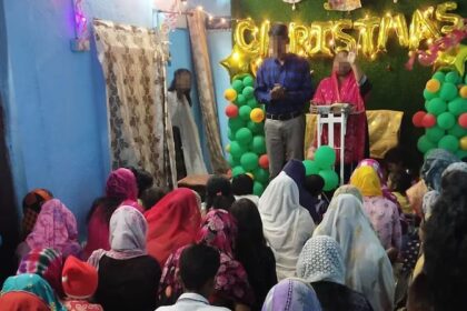 Durante Natal, o número de ataques contra cristãos na Índia cresce em 2025, impulsionados pela intolerância no país. Foto: Representativa/Portas Abertas.