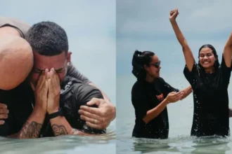 Em plena terça de Carnaval, a Believe Church celebra a salvação com um emocionante batismo em praia de Maceió. Foto: Instagram/Believe Church