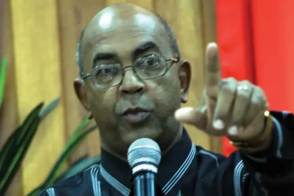 "Portais do inferno": ex-mestre-sala e agora pastor, faz um alerta sobre a realidade espiritual por trás dos desfiles de Carnaval. Foto: Facebook/William Lourenço Braga