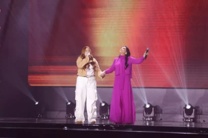 Dando continuidade ao encerramento de seu projeto, a cantora Eyshila lançou o mashup “Aguenta Firme + Na Eternidade”, com Dani Ferber. Foto: Divulgação.