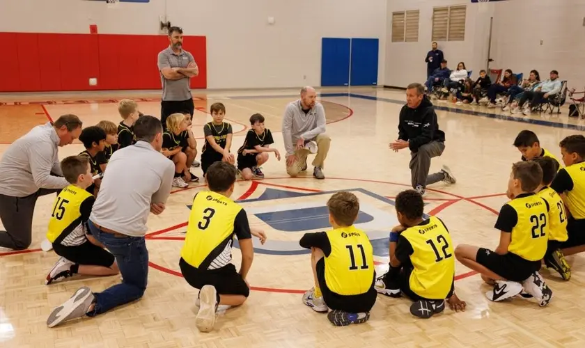 Igrejas nos EUA têm usado o esporte como ferramenta para alcançar crianças, jovens e famílias que normalmente não frequentam igrejas. Foto: Reprodução/Baptist Press/Martin Giles