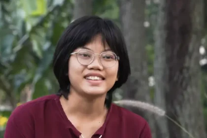 Ex-muçulmana se converte após viver experiências marcantes com sonhos em que via um homem vestido de branco, que ela acredita ser Jesus. Foto: Reprodução/CBN News