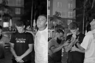 Um jogador do Grêmio decidiu entregar sua vida a Jesus e foi batizado recentemente em uma cerimônia realizada em uma piscina. Foto: Reprodução/Instagram/Nathan Borges