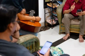 Missionários investem em evangelismo digital durante o Ramadã e alcançam muçulmanos com mensagens sobre fé e salvação nas redes sociais. Foto: Reprodução/IMB